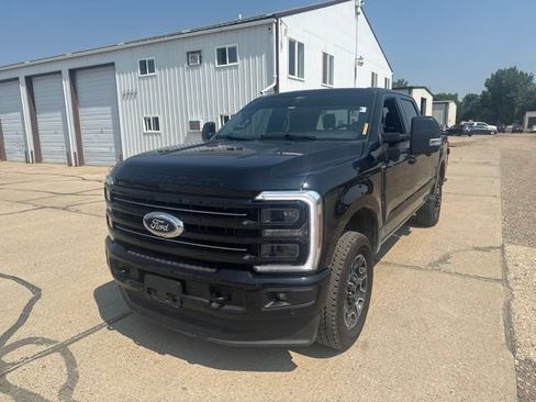 Used 2026 Ford F250 Platinum AWD/4WD image 5
