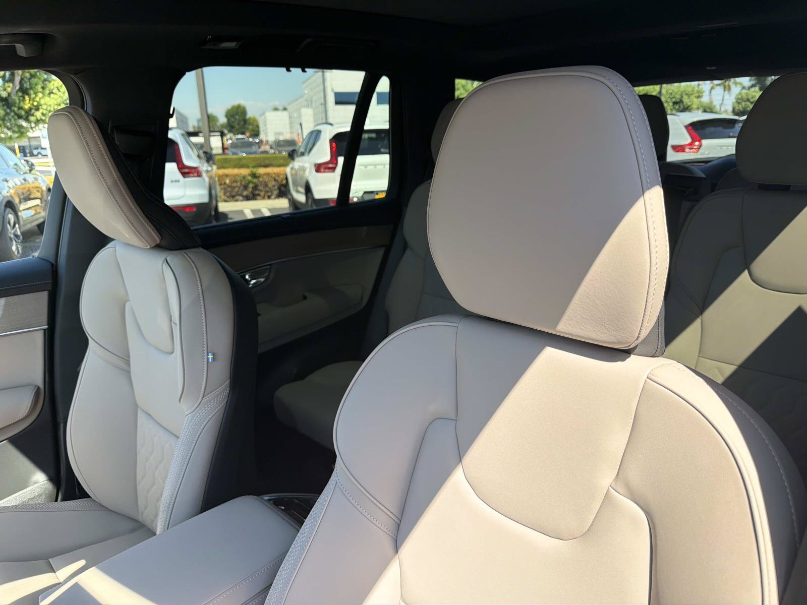 New 2027 Volvo XC90 B6 Plus AWD/4WD image 15