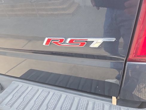 Used 2019 Chevrolet Silverado 1500 RST AWD/4WD image 19