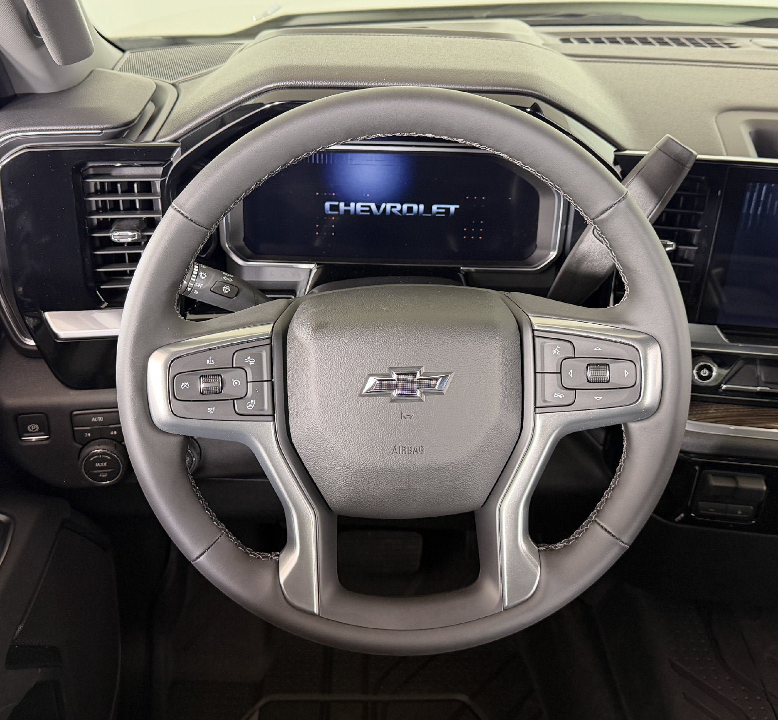 New 2026 Chevrolet Silverado 1500 RST w/ RST Select Package AWD/4WD image 9