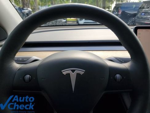 Used 2023 Tesla Model Y Long Range AWD/4WD image 16
