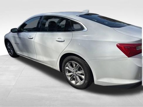 Used 2024 Chevrolet Malibu LT image 4