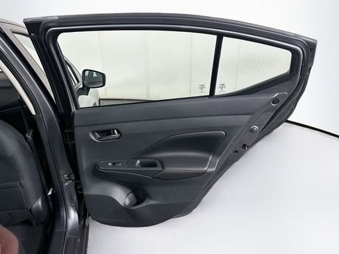 Used 2024 Nissan Versa SR w/ Trunk Package image 27