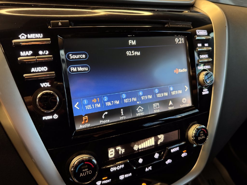 Used 2018 Nissan Murano SV w/ Premium Package AWD/4WD image 13
