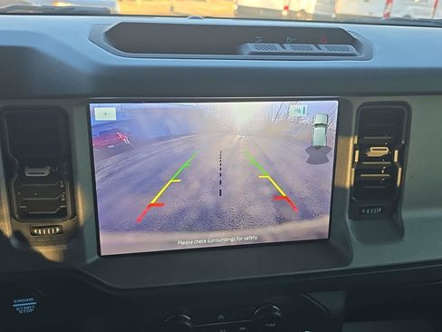 Used 2024 Ford Bronco Outer Banks image 18