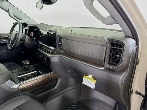 New 2026 Chevrolet Silverado 1500 RST AWD/4WD image 25