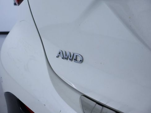 Used 2019 INFINITI QX30 AWD w/ Proassist Package image 11