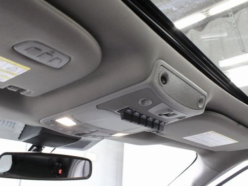 Used 2021 Ford F250 Lariat w/ Tremor Off-Road Package image 24