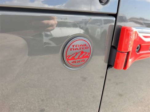 Used 2019 Jeep Wrangler Unlimited Rubicon image 5