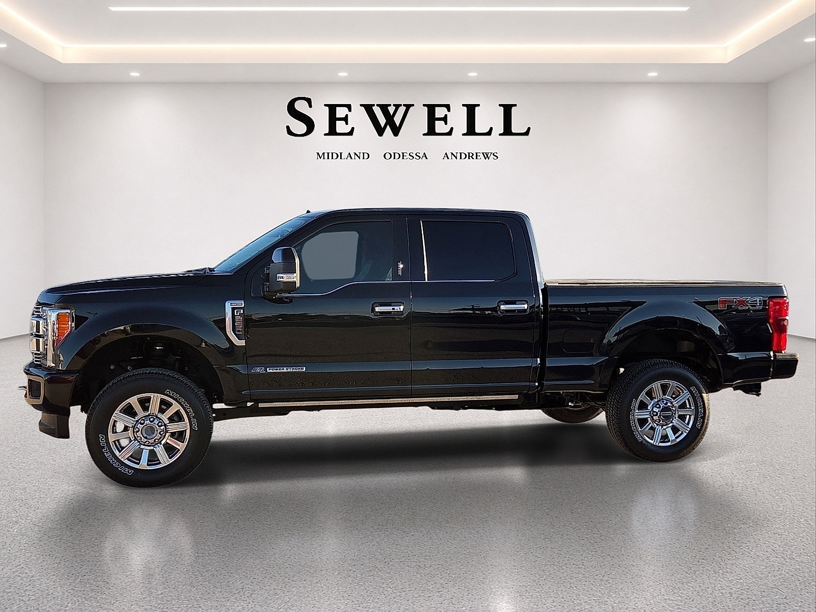 Used 2019 Ford F250 Limited w/ FX4 Off-Road Package AWD/4WD image 2