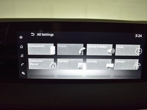 Certified 2025 Nissan Kicks SR image 20