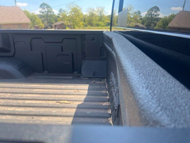 Used 2020 Chevrolet Silverado 3500 High Country w/ Technology Package AWD/4WD image 25