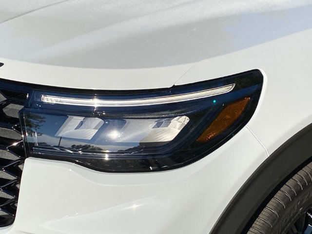 Used 2027 Ford Explorer ST w/ Sun And Sound Package AWD/4WD image 5
