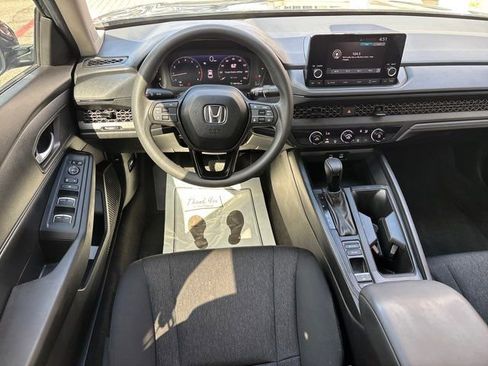 Used 2025 Honda Accord LX image 18
