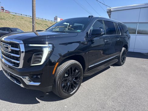 New 2026 GMC Yukon XL Elevation AWD/4WD image 16