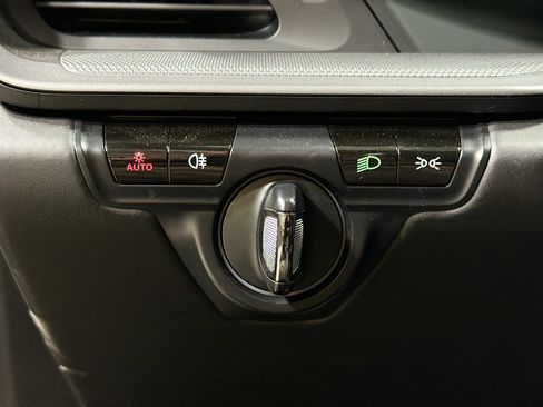 Certified 2020 Porsche 911 Carrera 4S image 32