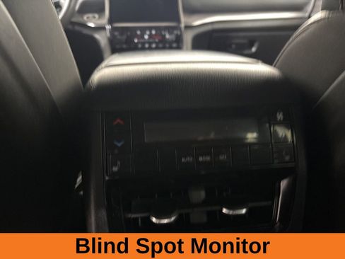 Used 2023 Jeep Grand Cherokee L Overland AWD/4WD image 24