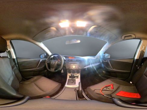 Used 2010 MAZDA MAZDA3 i Touring image 31