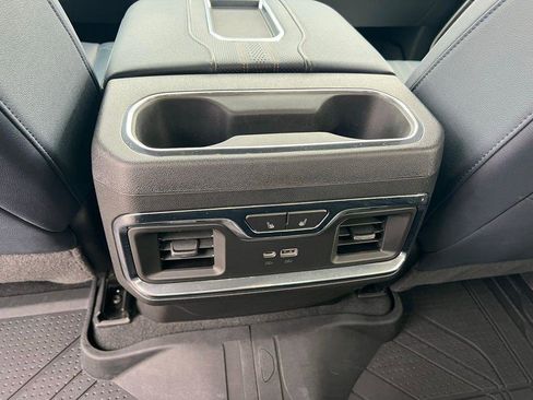 Used 2022 Chevrolet Silverado 1500 High Country w/ High Country Premium Package image 21