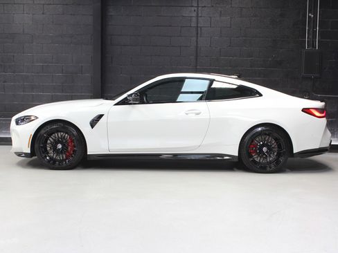 Used 2023 BMW M4 Competition image 3