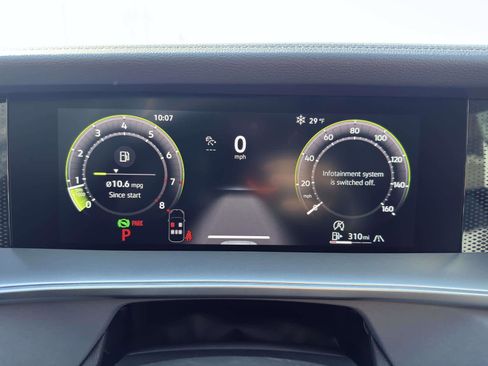 New 2026 Volkswagen Tiguan SE image 11