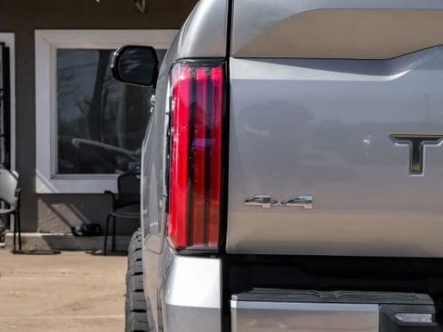 Used 2024 Toyota Tundra Capstone AWD/4WD image 66