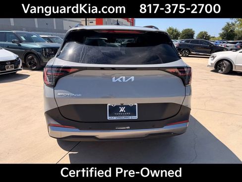 Certified 2026 Kia Sportage EX w/ EX Panorama Roof Package FWD image 3
