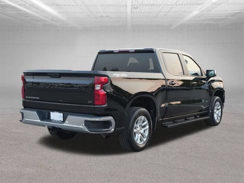 Used 2025 Chevrolet Silverado 1500 LT AWD/4WD image 9