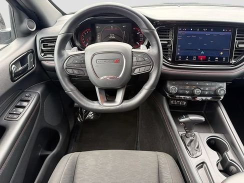 Used 2025 Dodge Durango GT AWD/4WD image 25