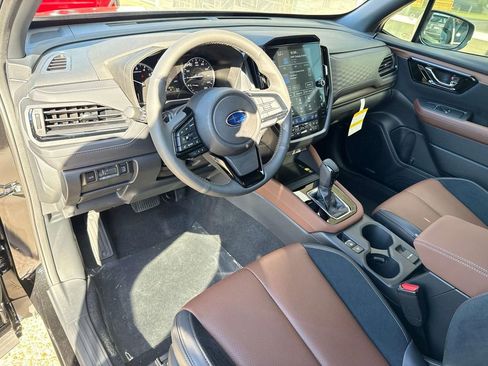 New 2025 Subaru Forester Touring image 9