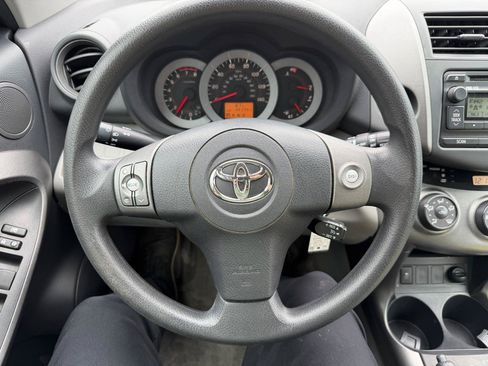 Used 2012 Toyota RAV4 4WD w/ Value Pkg image 23