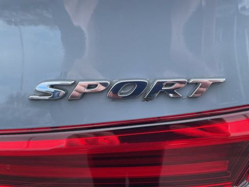 Used 2022 Honda Civic Sport image 7