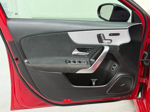 Used 2019 Mercedes-Benz A 220 A 220 4MATIC Sedan 4D image 21