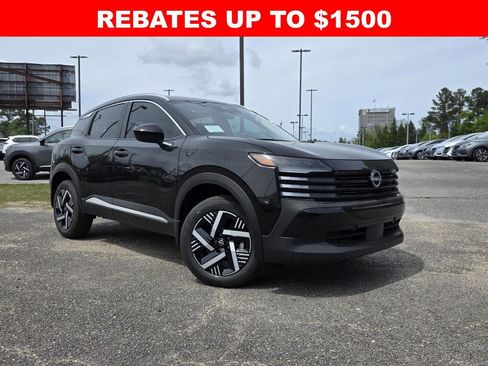 New 2026 Nissan Kicks SV w/ SV Premium Package image 2