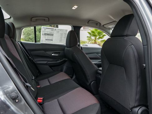 New 2026 Nissan Sentra SR w/ Floor Mat Package image 21