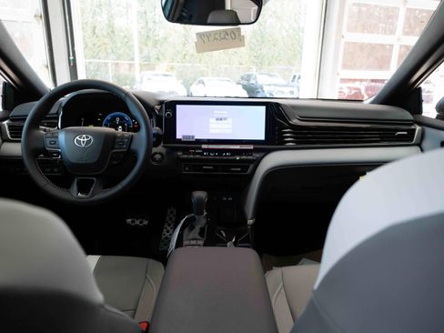 New 2026 Toyota Camry SE w/ Multimedia Upgrade Package image 20