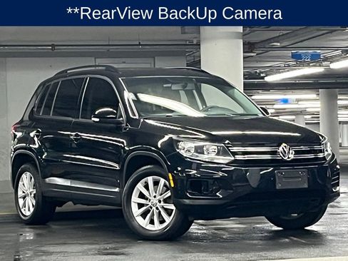 Used 2018 Volkswagen Tiguan Limited w/ Premium Package FWD image 2