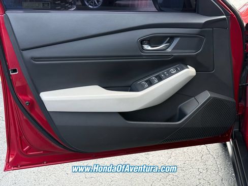 Certified 2023 Honda Accord EX image 21