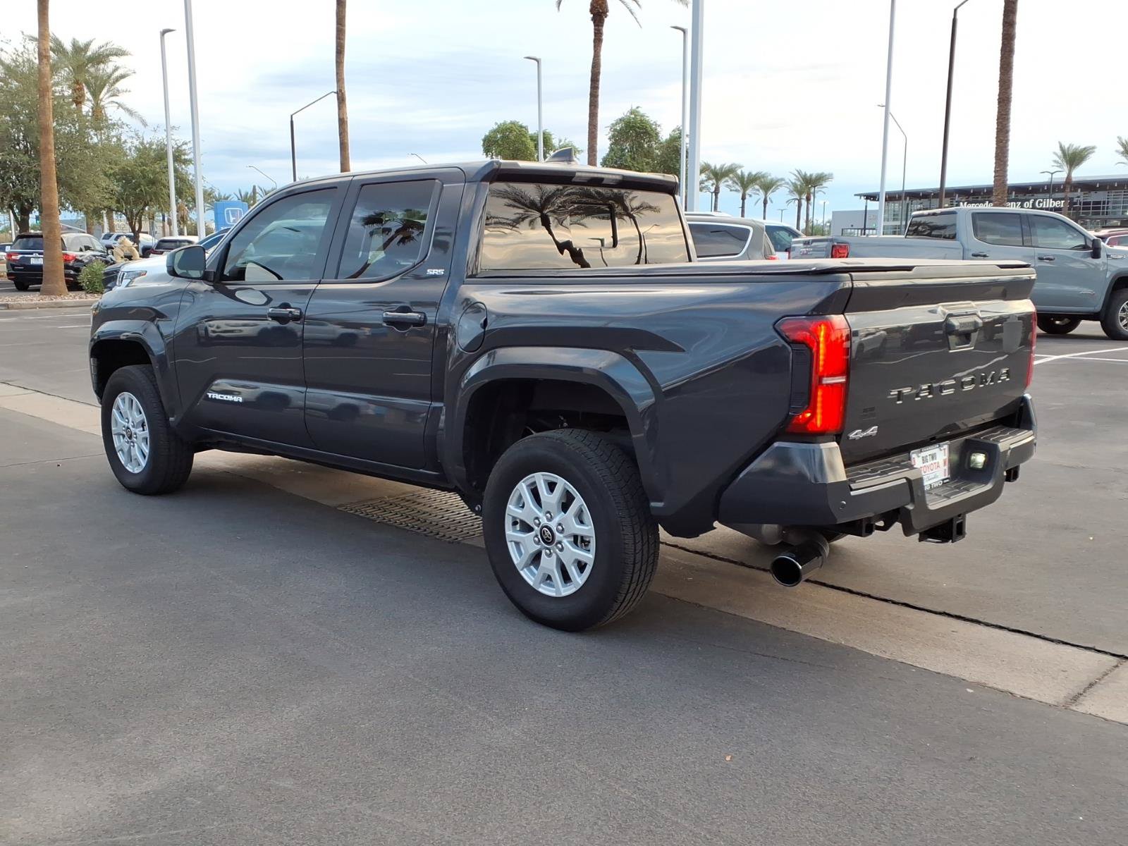 Certified 2025 Toyota Tacoma SR5 AWD/4WD image 6