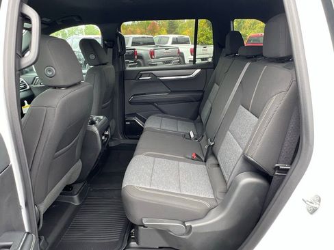 New 2025 GMC Acadia Elevation w/ LPO, Floor Liner Package image 14