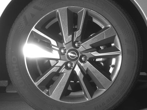 Used 2025 Nissan Versa SV image 13