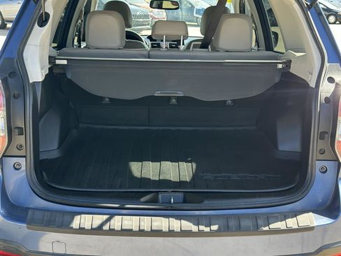 Used 2014 Subaru Forester 2.5i Limited w/ Popular Package #2 AWD/4WD image 10