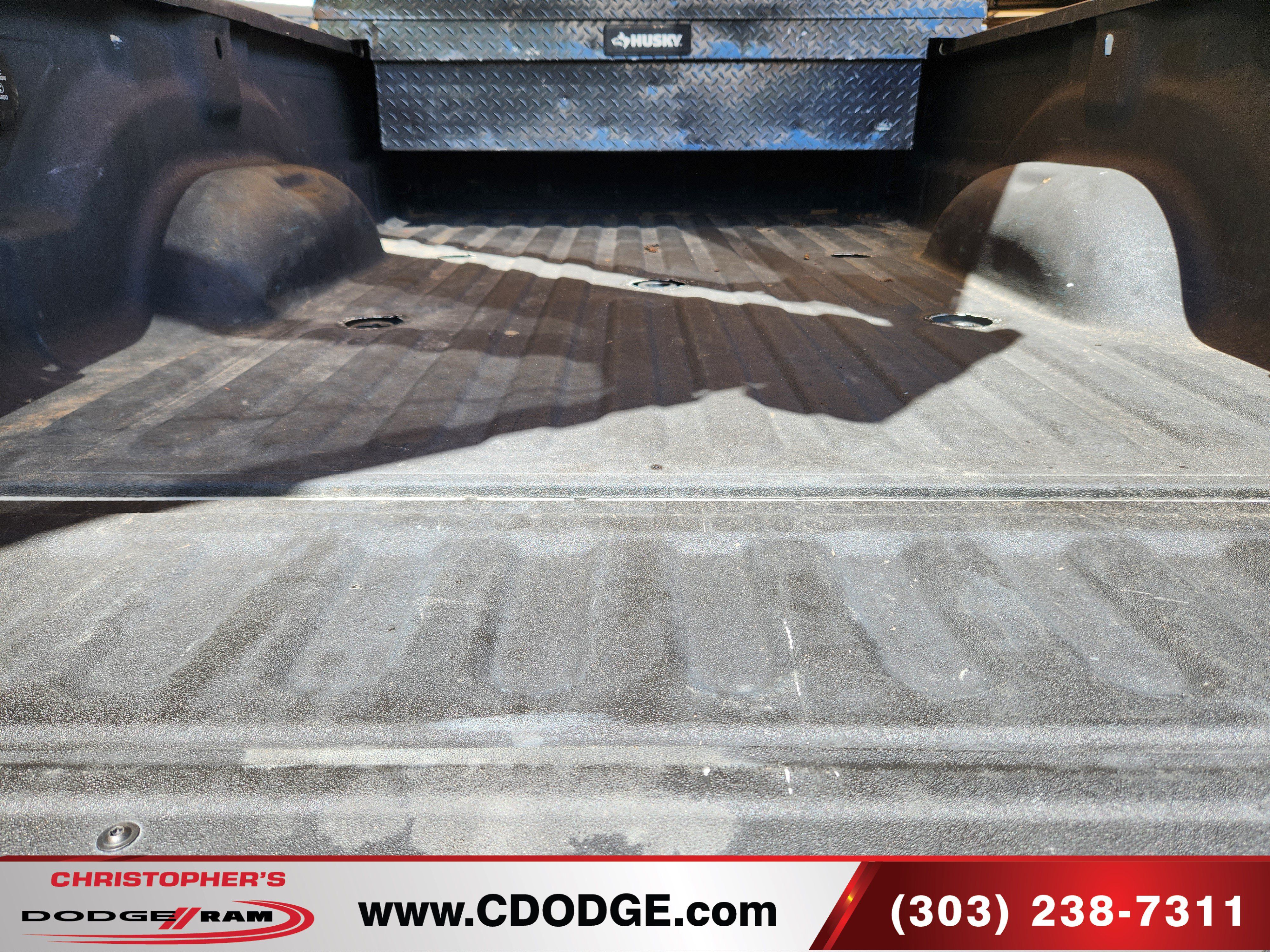 Used 2024 RAM 3500 Tradesman w/ Chrome Appearance Group AWD/4WD image 21
