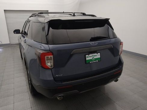 Used 2021 Ford Explorer XLT w/ Equipment Group 202A RWD image 6