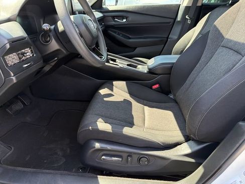 Used 2024 Honda Accord EX image 11