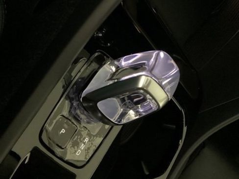 New 2025 Volvo XC40 B5 Plus w/ Protection Package Premier image 27