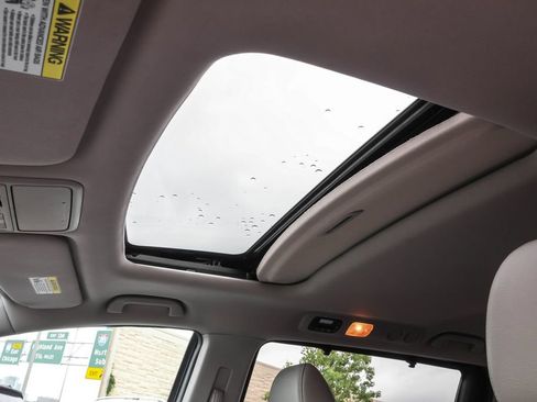 Used 2016 Honda Odyssey EX-L image 7