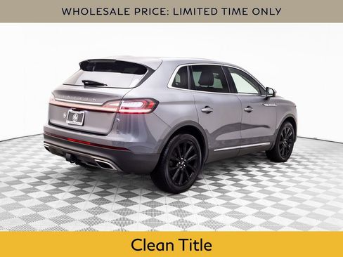 Used 2021 Lincoln Nautilus Reserve w/ Monochromatic Package image 5