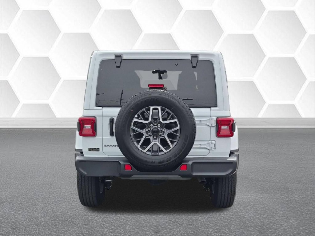 Certified 2026 Jeep Wrangler Unlimited Sahara AWD/4WD image 4