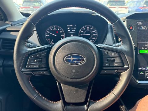 Used 2024 Subaru Crosstrek 2.5i Limited AWD/4WD image 2